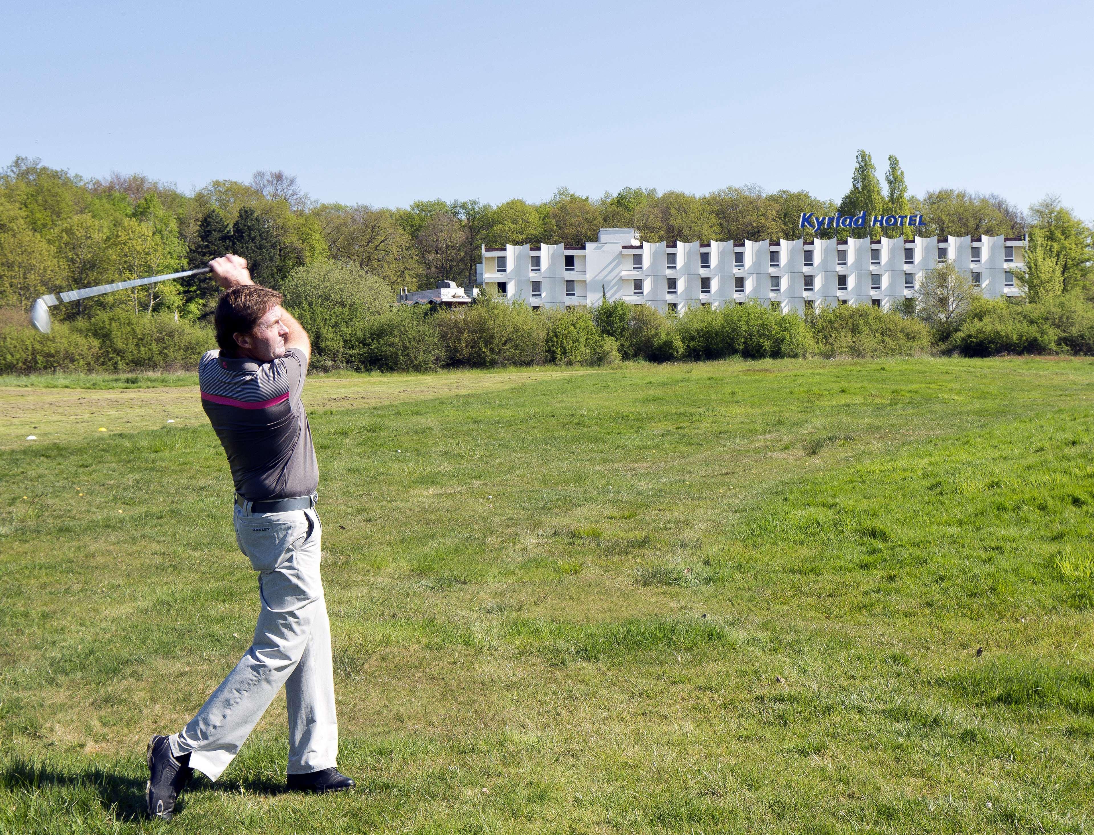 Kyriad Montchanin Le Creusot Eksteriør bilde